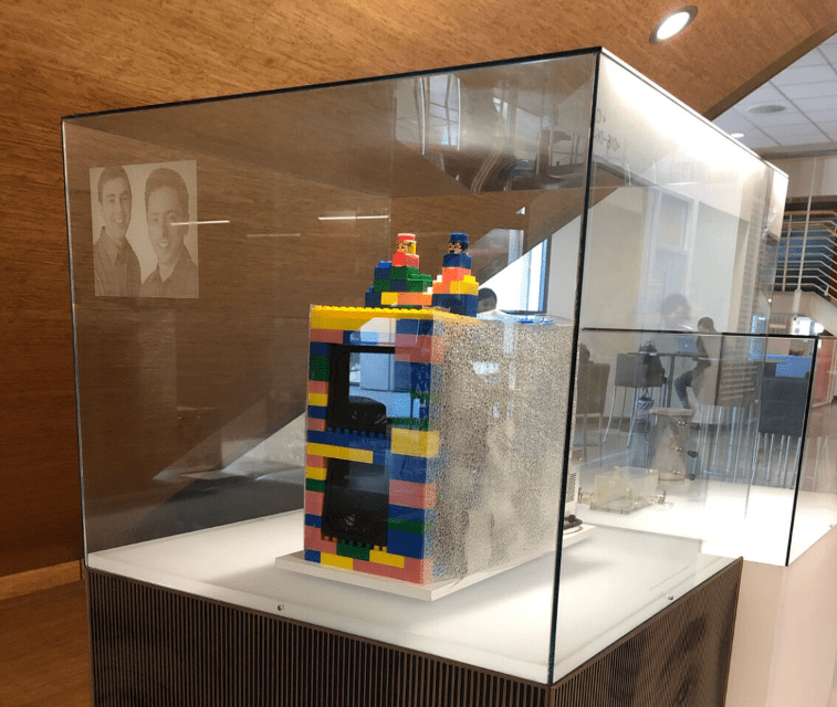 Primer Servidor de Google a base de Lego